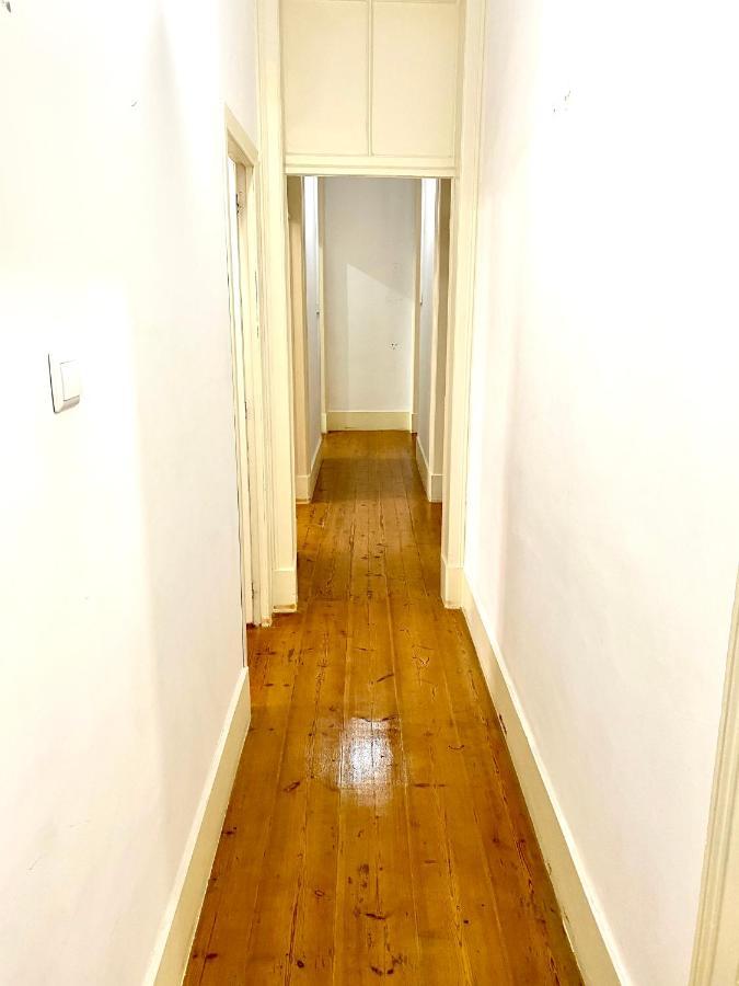 Artdeco Chiado 4 - Large Comfortable Double Room With Shared Bathroom Lisboa Extérieur photo